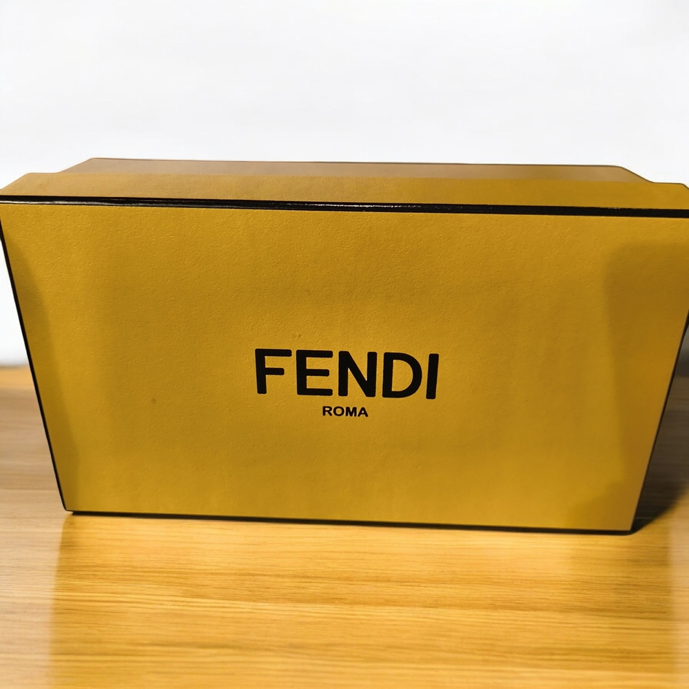 NWOT Fendi Black Sunglasses Eyeglasses Case W/Cleaning Cloth   & Gift Box W/COA - Picture 6 of 6